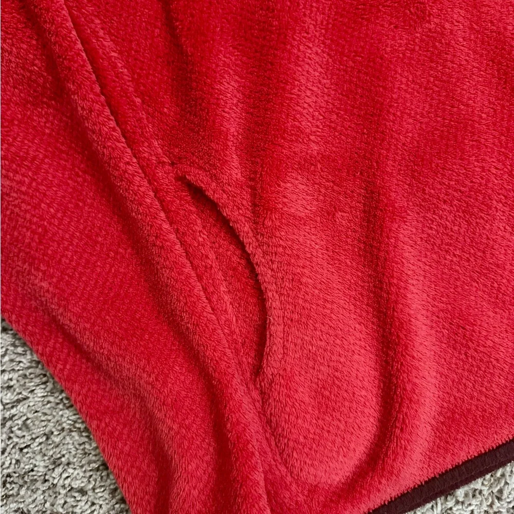 Patagonia Women’s Red Fleece Sweater Sz Xl - Picture 3 of 5